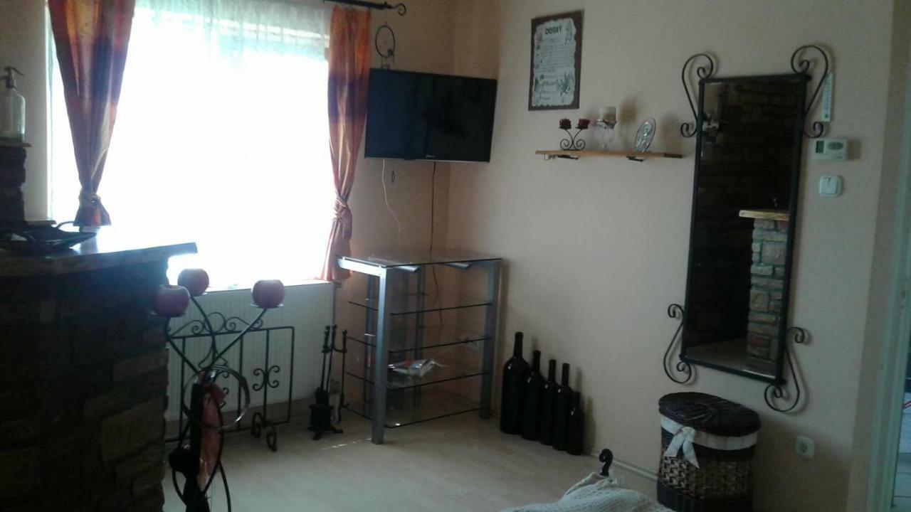 Apartament Hubi-Lak Balatonszolos Zewnętrze zdjęcie